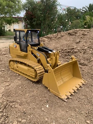 Cat 973K,Scala 1/14 RC - Immagine 1 di 4