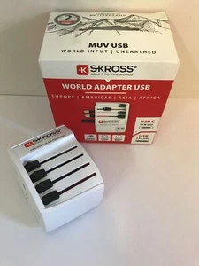 SKROSS Universal-Reisestecker mit USB und USB C, 1.302962, weiss DEFEKT - Zdjęcie 1 z 6