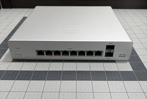 Cisco Meraki MS220-8P Gigabit Ethernet Switch & Kabel Ist-Zustand nur Teile ungetestet - Bild 1 von 23