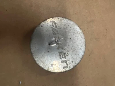 Tapa central Falken (P10571) C-0244 RANURA EN EMBLEMA Foto 1 de 4