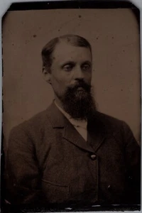 Antique Tintype Photo Great Gentleman Portrait 1860s - Picture 1 of 5