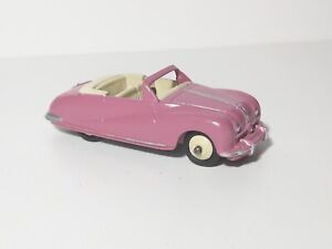 Dinky Toys No.106/140a Austin Atlantic Convertible Car Pink  1951-59 Repainted.