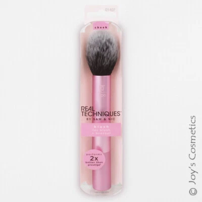 1 REAL TECHNIQUES Make-Up - Rouge Pinsel " RT-1407 " Joy's Kosmetik - Bild 1 von 4