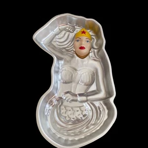 Vintage 1978 DC Comics Wonder Woman Kuchenform Wilton enthält Gesicht - Bild 1 von 11