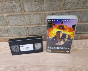 BLUE STREAK VHS FILM 1999/ SAMPLE PROMO COPY/ MARTIN LAWRENCE/ USED GOOD CONDIT - Picture 1 of 24