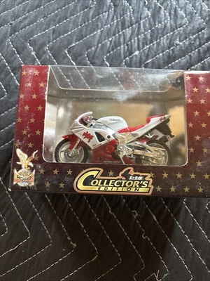 ROAD SIGNATURE Yamaha YZF-R1 1:18 Die-Cast Motorcycle BRAND NEW - Image 1 of 4