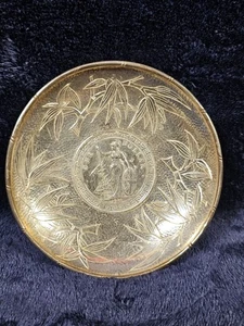 Bandeja de cenizas tallada en plata dólar comercial británico chino/1911 70 gramos - Imagen 1 de 11