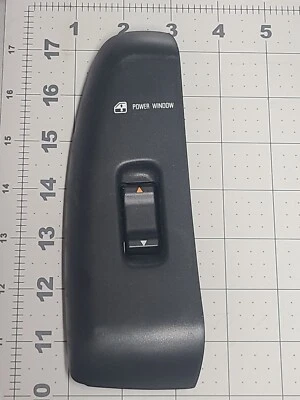 Interruptor de ventana eléctrica lado derecho 8943697401 Isuzu Impulse 1990-92 Foto 1 de 4
