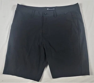 Travis Mathew Shorts Mens 38 Black Chino Stretch Flat Front Golf Golfing Zip - Picture 1 of 13