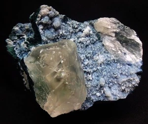 IMPRESIONANTE CUBO DE CALCITA EN MUESTRAS DE MINERALES DE MATRIZ - Imagen 1 de 4