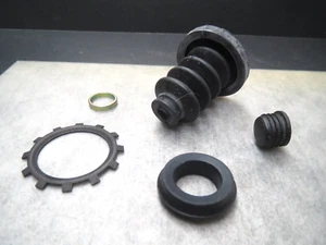 Clutch Slave Cylinder Kit for 1984 Mercedes 190D & 1983 240D - Made in Germany - Picture 1 of 4