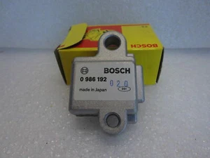 Bosch 0986192020 Regulador de generador Regulador de voltaje Regulador de voltaje 28V - Imagen 1 de 4
