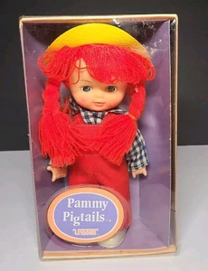 Muñeca Uneeda Pammy Pigtail Vintage 1981 Pelo Rojo Original Caja Estilo 70720 - Imagen 1 de 7