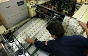 USA CURRENCY MONEY PRINTER GLOSSY POSTER PICTURE PHOTO BANNER PRINT bills 6127 - Picture 1 of 1