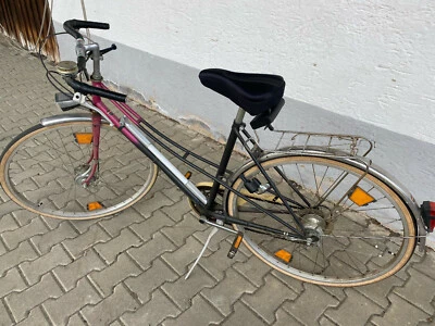 Damenfahrrad 28 Zoll, guter Zustand, mit Zubehör, 5 Gang, Trommelbremsen - Bild 1 von 4
