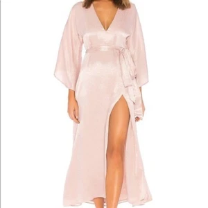 Donna Milani NWT REVOLVE Maxi in Blossom Pink size S - Picture 1 of 7