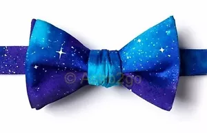 COSMO VIOLA--NEBULOSA SPAZIALE STELLE ASTRONOMIA SCIENZA cravatta con fiocco in microfibra cravatta selvaggia - Foto 1 di 5