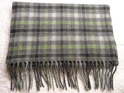 BUFANDA ALAN FLUSSER 100% CACHEMIR PATRÓN CUADROS GRIS Y VERDE Foto 1 de 3
