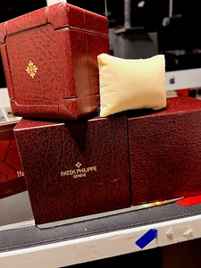 Patek Phillipe Empty Watch Box Calatrava Vintage Leather Burgundy Swiss Made - Picture 1 of 21