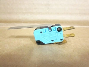miele 8095915, 8412570 Micro Switch miele DG 155-2 (Straight Lever) EF83161.9 - Bild 1 von 7