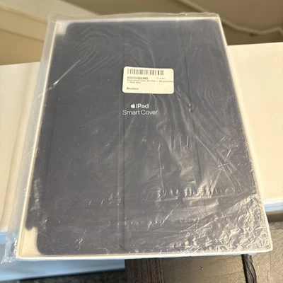 Apple Smart Cover iPad 9th 8th 7th Gen iPad Pro 10.5" iPad Air 3 Case Deep Navy - Image 1 of 4