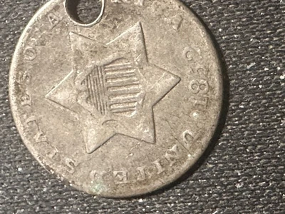 1852 Three Cent Silver — Circulated, Nice Details         lot #1089 - Image 1 of 4