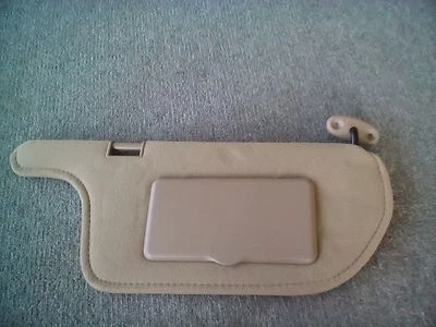 Parasol delantero derecho Nissan Sentra 1991-1994 OEM 96400-Q5714  Foto 1 de 4