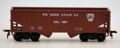TYCO 1:87 Gauge HO Scale Pennsylvania Railroad 2 Bay Hopper Brown - Image 1 of 4