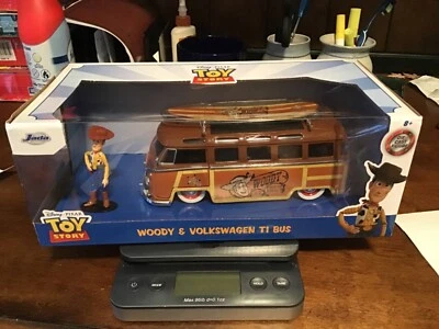 JADA DISNEY PIXAR TOY STORY 1962 VOLKSWAGEN T1 BUS & WOODY DIE CAST FIGURE NEW - Image 1 of 4