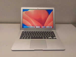 MacBook Air 13" 2014 | 1.7GHz i7 | 8GB RAM | 256GB | macOS Ventura + MS Office - Afbeelding 1 van 8