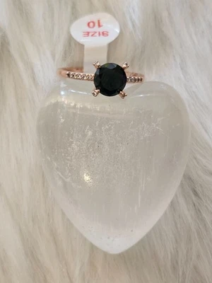 Anillo Bomb Party Talla 10 "Wishándote Felicidad" Ónix Negro sobre Oro Rosa RG95458 Foto 1 de 4