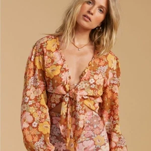 Salty Blonde x Billabong Float On floral boho beachy long sleeve Crop Top sz Med - Picture 1 of 8