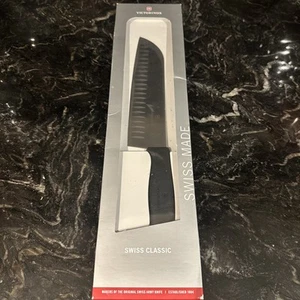 NIB 7 inch Santoku Knife Victorinox 6.8523.17G Swiss Classic silver/black - Picture 1 of 5