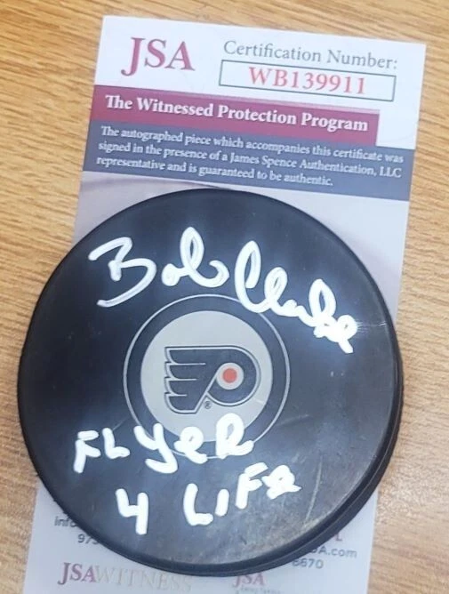 Disco de hockey autografiado Bobby Clarke "Flyer 4 Life" Philadelphia Flyers certificado de autenticidad JSA Foto 1 de 1