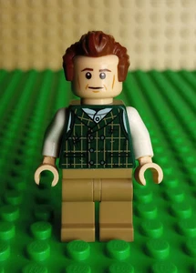 LEGO - hol213 - Bob Cratchit - Minifigure - Set 40410 - Fast Shipping! - Picture 1 of 10