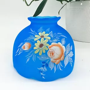 Lampada fata vintage Westmoreland blu satinato paralume fiori dipinti ricambio superiore - Foto 1 di 7