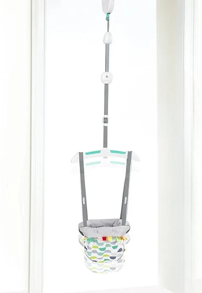 Jersey de puerta de bebé Playful Parade - Ajustable, divertido tiempo de juego comienza en 6M, 26 lb Foto 1 de 1