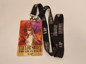 Taylor Swift The Eras Tour VIP Box holografisches Schlüsselband & Abzeichen international - Bild 1 von 3