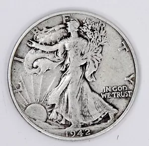 1942 P Philadelphia Mint Walking Liberty 90% Silver Half Dollar Coin 50 Cent 50C - Picture 1 of 2