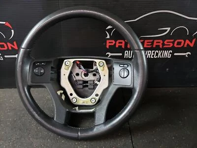 Ford Explorer 2008 volante envuelto en cuero negro con radio controles Foto 1 de 4