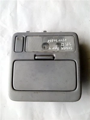 LUZ INTERNA DIANTEIRA MÉDIA MÉDIA Toyota RAV4 (A2)(2000->) 10000309 - Imagem 1 de 3