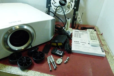 JVC DLA-X3-WE - Bild 1 von 4