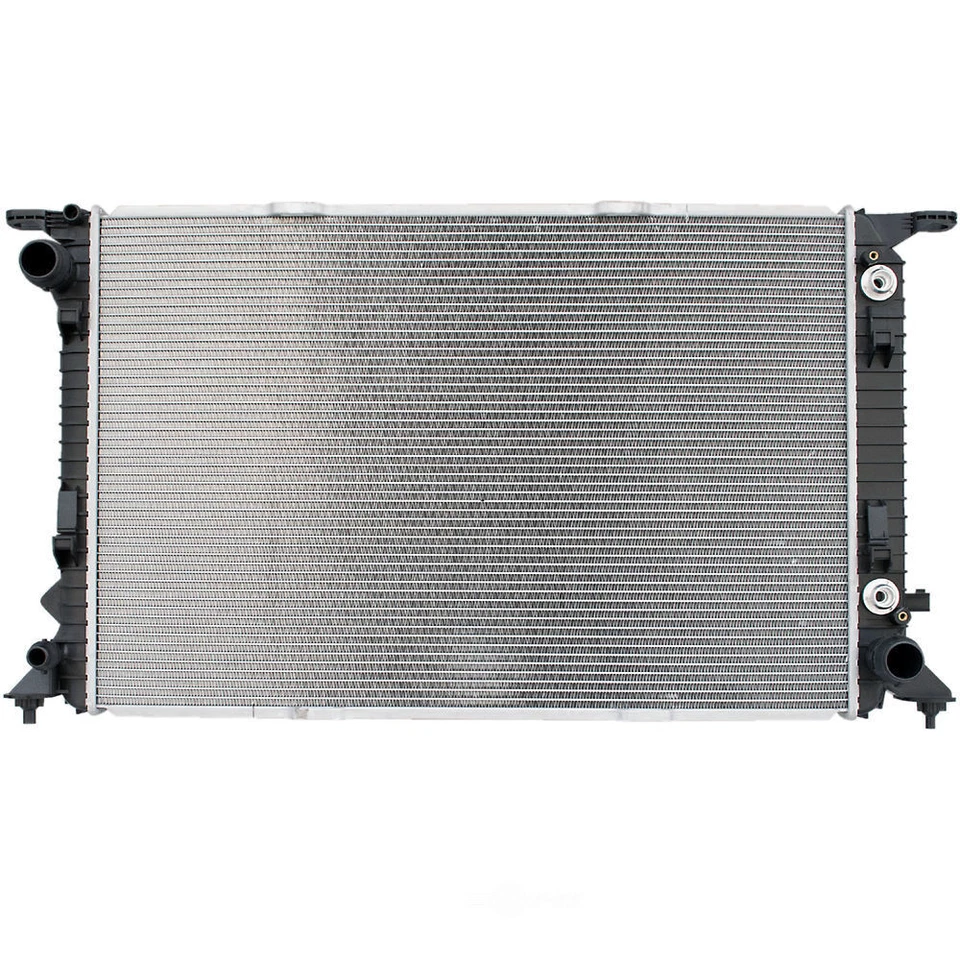 Radiator DENSO 221-9291 for Audi Q5 2009-2017, S4 2010-2016 - Imagem 1 de 1