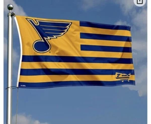ST. LOUIS BLUES - Bandiera da esterno Deluxe 3’x5’ - hockey - STRIPES - NHL - Foto 1 di 5