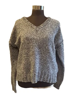 Women’s Lucky Brand Size Medium Grey & White Marled V-Neck Long Sleeve Sweater - Image 1 of 4