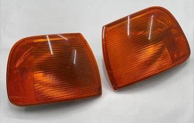99-03 VW EUROVAN SET OF 2 FRONT LH & RH TURN SIGNAL LIGHT LAMP OEM **CRAZING** - Image 1 of 4