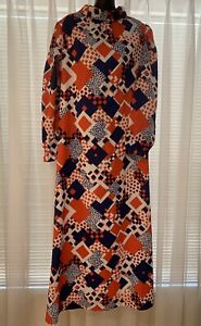 Vintage 1970s Red Blue White Triangle Graphic Mod Print Polyester Maxi Dress 