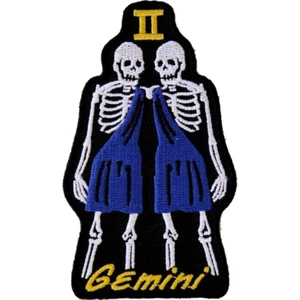 Insegna Zodiacale Gemelli Cucita Toppa Ricamata Horror Gemelli Gotici Medievali - Foto 1 di 3