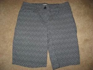 Damenshorts schwarz gemustert TALBOTS Stretch vorne 2 Petite - Bild 1 von 2