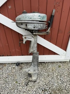 Vintage 1946 Evinrude 4.412 Rare 2 PS Outboard Motor - For Parts - Bild 1 von 17